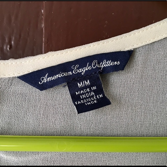 🌼3 for $20🌼 AEO Crocheted Lace Sheer Top - Picture 3 of 3